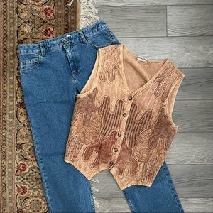 revaz • embroidered vest •